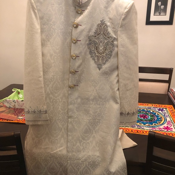 Valvet Blazer - Picture 3 of 4